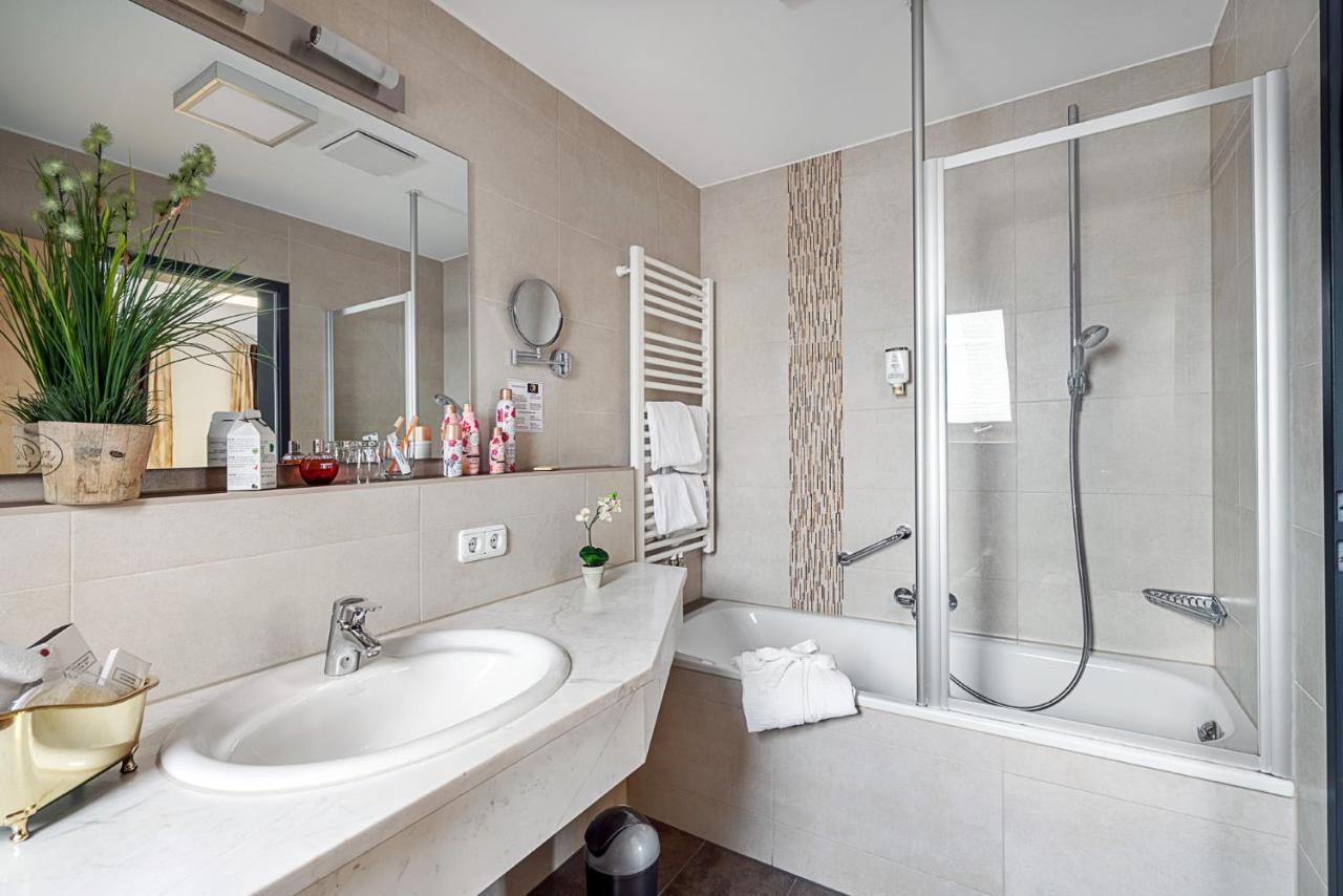 Hotel Rappen Rothenburg Ob Der Tauber Ngoại thất bức ảnh