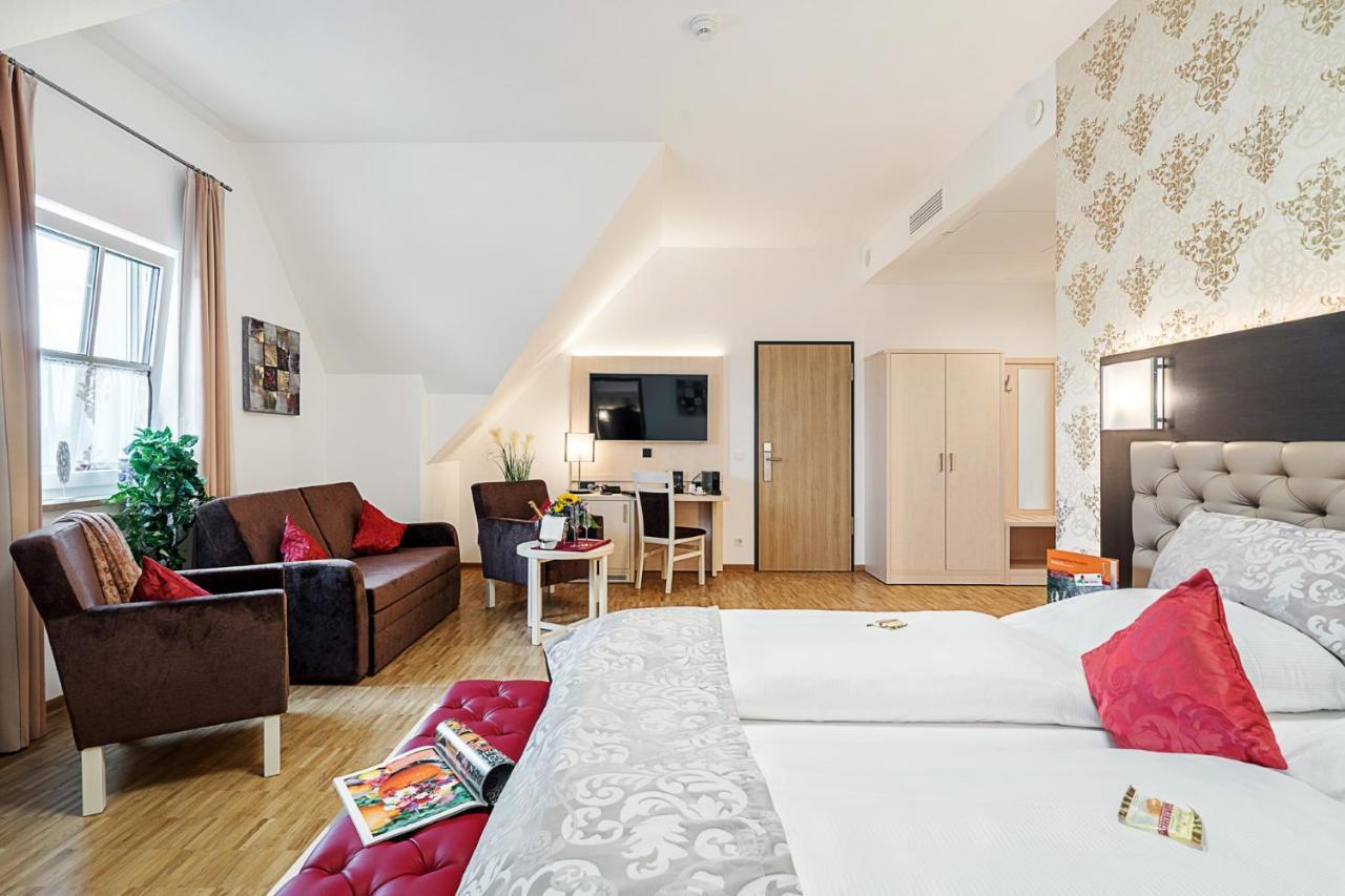 Hotel Rappen Rothenburg Ob Der Tauber Ngoại thất bức ảnh