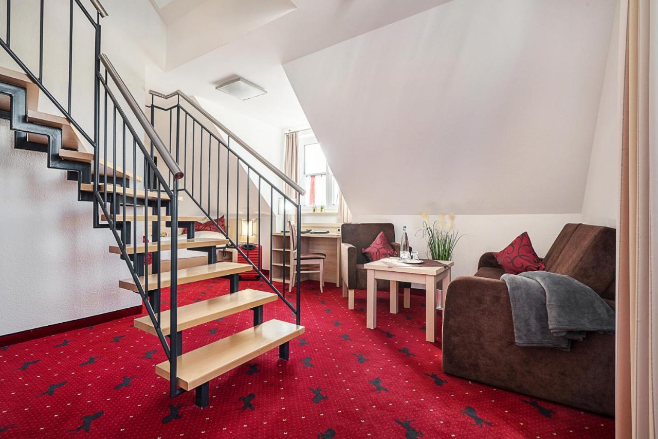 Hotel Rappen Rothenburg Ob Der Tauber Ngoại thất bức ảnh