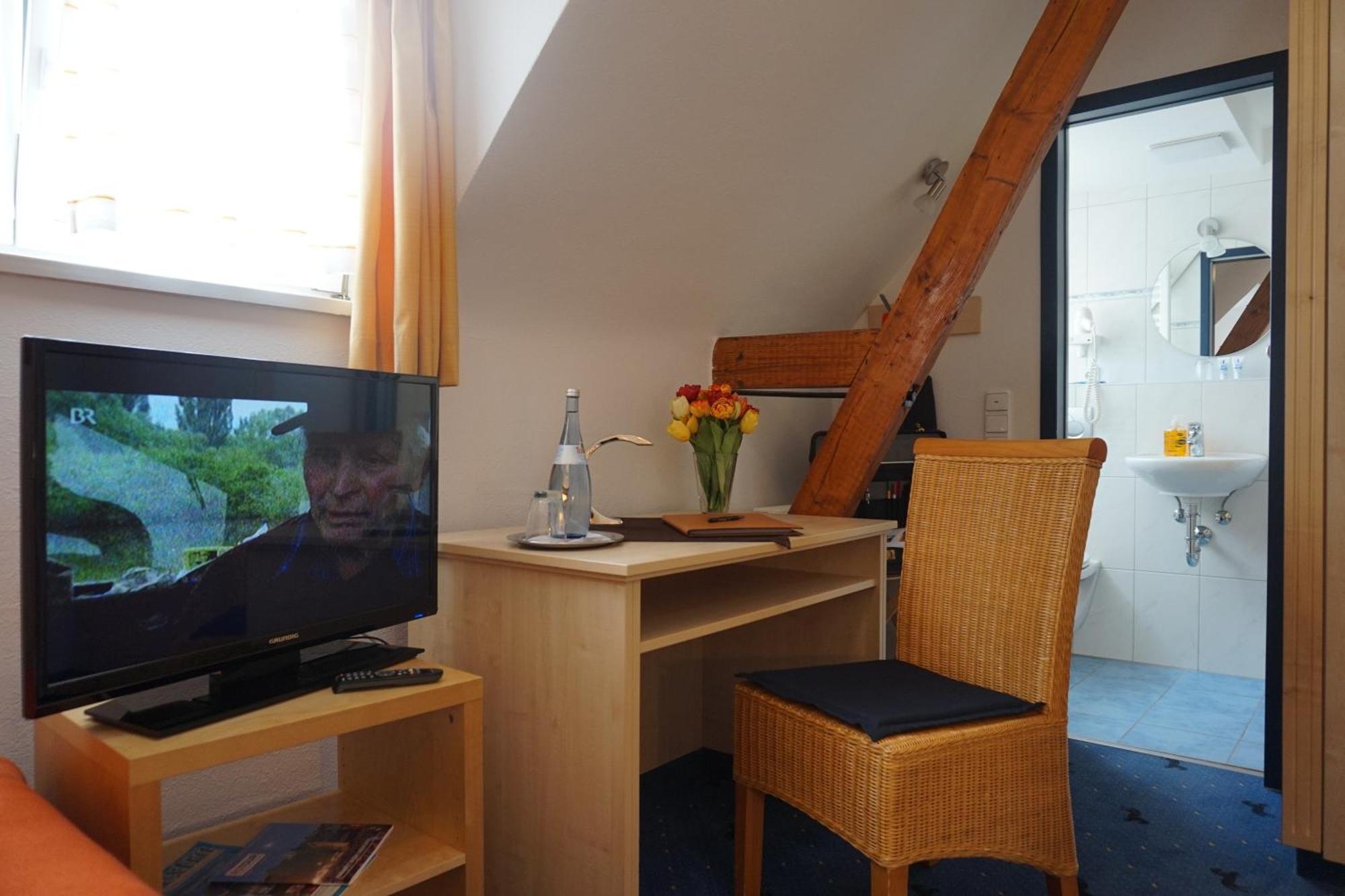 Hotel Rappen Rothenburg Ob Der Tauber Phòng bức ảnh